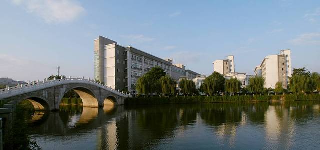 What?高中就有丰厚奖学金,还与温州中学师资共享!这样的学校你不心动吗?